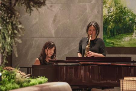 TIAD, AUTOGRAPH COLLECTION　クリスマスナイトラウン