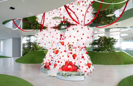 海抜251mの“いちごが実る冬の空の公園”で、いちごピク