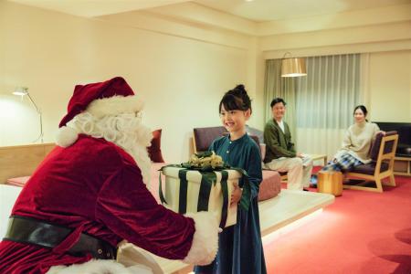 【リゾナーレ八ヶ岳】サンタが部屋にやってくる！イル