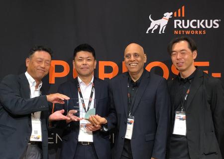 ラッカスネットワークスより「Distributor of the Yea