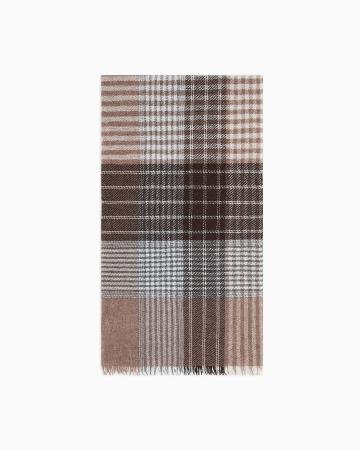 【エンポリオ アルマーニ】2025 ホリデーギフトガイド