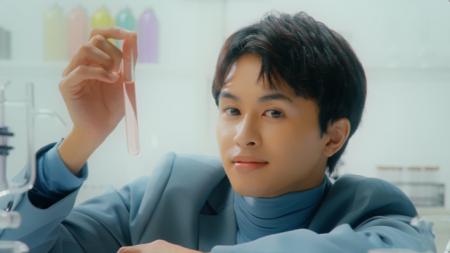 草川拓弥×MEDULLA｜ラボから始まる、あなただけの髪の