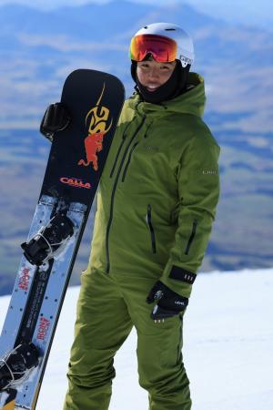 “FIT-EASY アスリート”に アルペンスノーボード日本代 “FIT-EASY アスリート”に アルペンスノーボード日本代