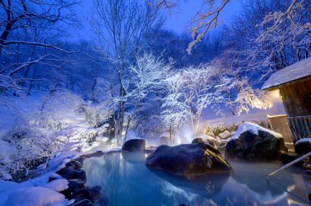 【奥入瀬渓流ホテル】豪雪地・青森の秘境温泉で、大自 【奥入瀬渓流ホテル】豪雪地・青森の秘境温泉で、大自