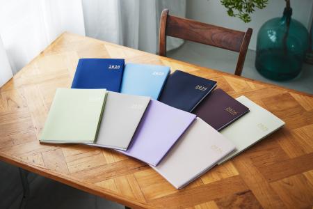 【累計70万部突破】今年で14年目に突入!学校教職員手 【累計70万部突破】今年で14年目に突入!学校教職員手