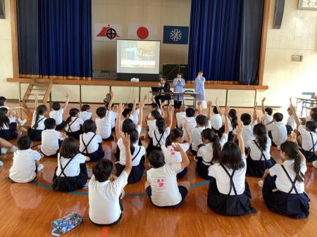 メガネのZoff「目の健康」を啓発する出張授業~鹿児島 メガネのZoff「目の健康」を啓発する出張授業~鹿児島