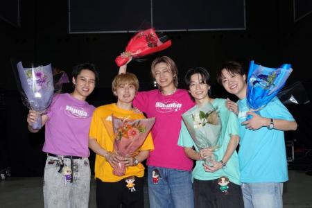 コムドット初の全国ツアー『NO PREPARE ― First Trip コムドット初の全国ツアー『NO PREPARE ― First Trip