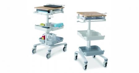 大容量の収納力と使い勝手に優れたナーシングカート「 大容量の収納力と使い勝手に優れたナーシングカート「