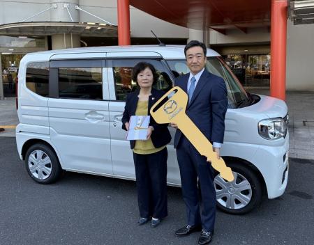 ティーエスアルフレッサ株式会社による福祉車両の寄贈 ティーエスアルフレッサ株式会社による福祉車両の寄贈