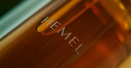 “飲まない贅沢”が、乾杯の価値を変える。五つ星ホテル “飲まない贅沢”が、乾杯の価値を変える。五つ星ホテル