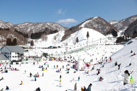 「苗場、白馬五竜、グランスノー奥伊吹」など全国１８