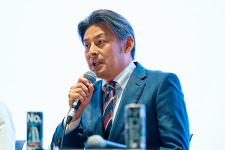 路上喫煙・ポイ捨てと並ぶ新課題「はみ出し喫煙」の実