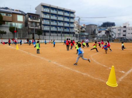 神戸市の「校庭を活用した外遊び事業」受託・運用開始 神戸市の「校庭を活用した外遊び事業」受託・運用開始