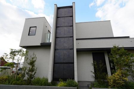 TOPPAN、太陽光発電パネル向け「ダブルビュー(R)フィ TOPPAN、太陽光発電パネル向け「ダブルビュー(R)フィ