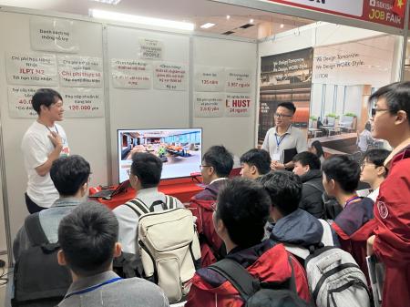 イトーキ、ベトナム・ハノイ工科大学で開催された企業 イトーキ、ベトナム・ハノイ工科大学で開催された企業