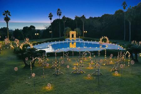 高知芸西村の竹を加工した約100基の竹灯りが彩る冬期 高知芸西村の竹を加工した約100基の竹灯りが彩る冬期
