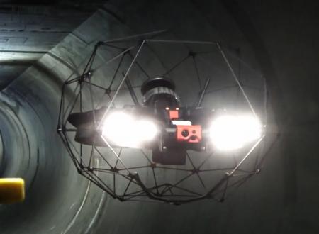 公共下水道管路にてドローン(ELIOS 3／SkydioX10)の飛