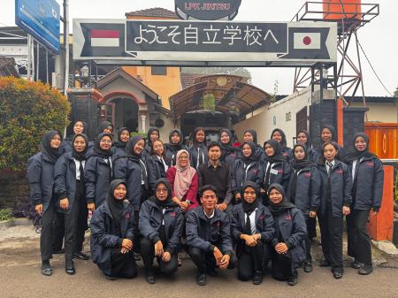 TCJグローバル、インドネシア現地の日本語教育機関 (J