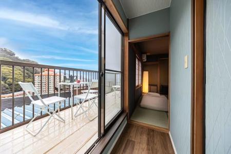 熱海の一棟貸しヴィラ「nest Retreat Atami」、ワーケ