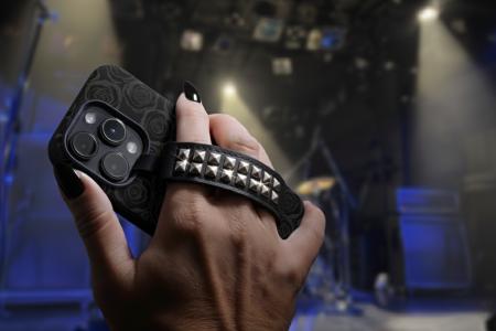 特許スマホバンド「ハンモッ君(R)」にロックテイスト