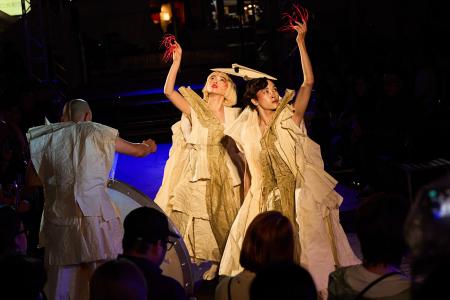 1300名が集結。アクセ創業100周年記念イベント「a DAY