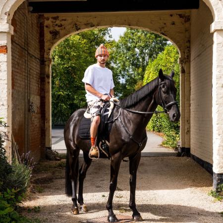 サウスロンドンを拠点に活動するプロデューサーMom Tu