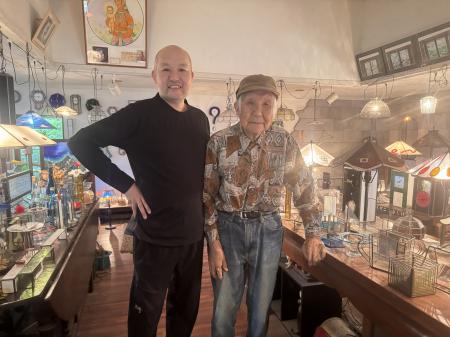 親子二代で受け継ぐ光　ステンドグラスDENが事業継承