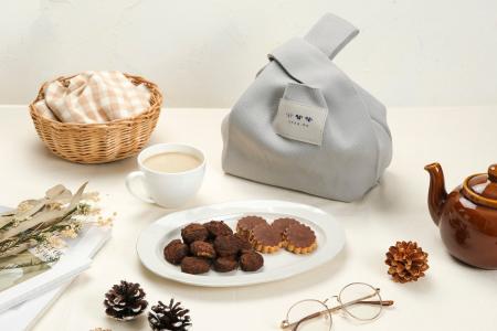 手に取った瞬間ほっとする、冬のぬくもり。ギフトにも