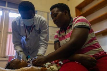 WHO推奨のアルゴリズムで小児結核治療が飛躍的に向上─