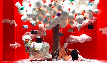 【東京・銀座】KOMEHYO GINZAのショーウィンドウがホ 【東京・銀座】KOMEHYO GINZAのショーウィンドウがホ