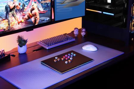 CORSAIR社製「NOVABLADE PROワイヤレス ホールエフェ CORSAIR社製「NOVABLADE PROワイヤレス ホールエフェ