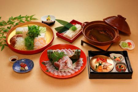 京都駅すぐ！京情緒あふれる本格会席と特製鍋で彩る冬