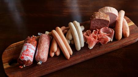 佐渡の頑固者が世界を唸らせた　～ドイツ食肉連盟主催