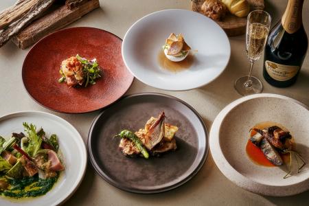 【箱根リトリートfore & villa 1/f】薪火の香りと冬の