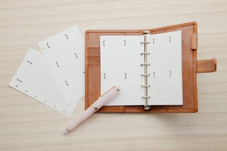 自分の“好き”を集める辞書ノート「Jishoru」がシステ 自分の“好き”を集める辞書ノート「Jishoru」がシステ