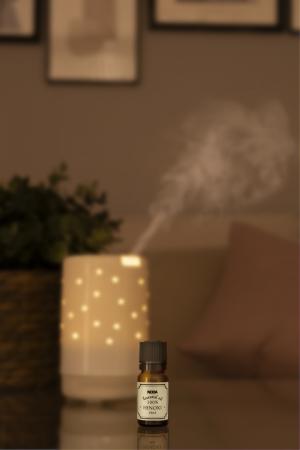 合板製造の端材から生まれた「ヒノキエッセンシャルオ 合板製造の端材から生まれた「ヒノキエッセンシャルオ