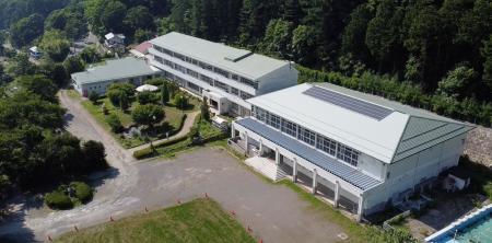 保護者が法人設立ー大日向小・中が示す新しい学校運営 保護者が法人設立ー大日向小・中が示す新しい学校運営