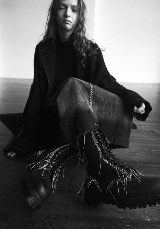 Y’sとDr. Martensによる最新コレクションを12月12日(