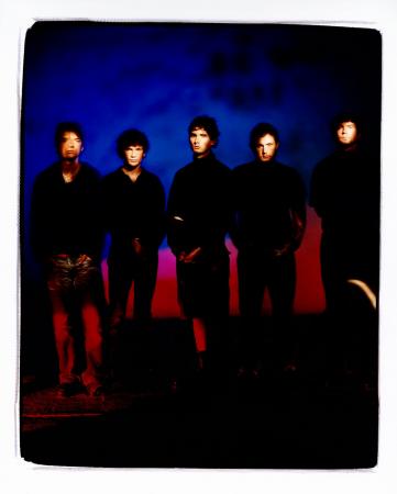 アイルランド発のアコーディオン奏者を擁するインディ