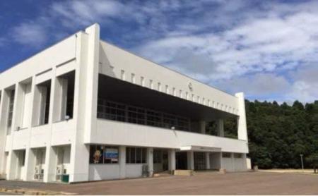 能登半島地震から復活したグラウンドに、未来を彩る桜