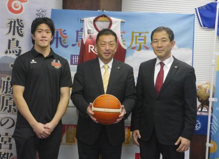 【バンビシャス奈良】亀田忠彦 橿原市長 表敬訪問