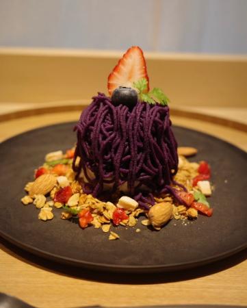 【美容皮膚科監修】 “食べる美容” グリークヨーグルト