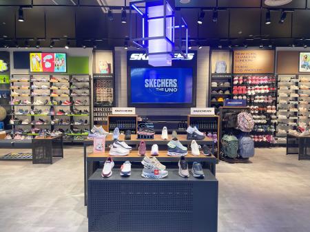 JR京都線(東海道本線)「桂川駅」直結！「スケッチャー