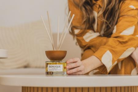 SNS総フォロワー数90万人超 NIKO LIFE が手がけるライ SNS総フォロワー数90万人超 NIKO LIFE が手がけるライ