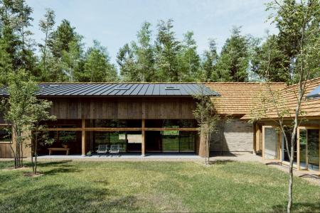 「これ、本当に日本の家…？」大工アーティストが作っ