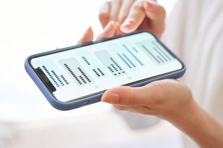 ChatGPTを悩み相談や雑談に活用する人は３割を超え、