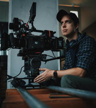 「Cinematic Quantum: The Innovative Eye of a Cinem 「Cinematic Quantum: The Innovative Eye of a Cinem