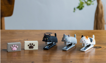 好評のシリコンカバーホッチキスに3種類の「ねこ」が
