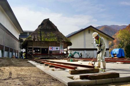 【岐阜県飛騨市】飛騨の暮らしを伝える茅葺き民家「旧 【岐阜県飛騨市】飛騨の暮らしを伝える茅葺き民家「旧