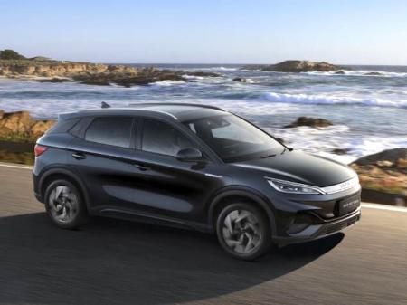 ブレードバッテリー、8in1電動パワートレイン、高...